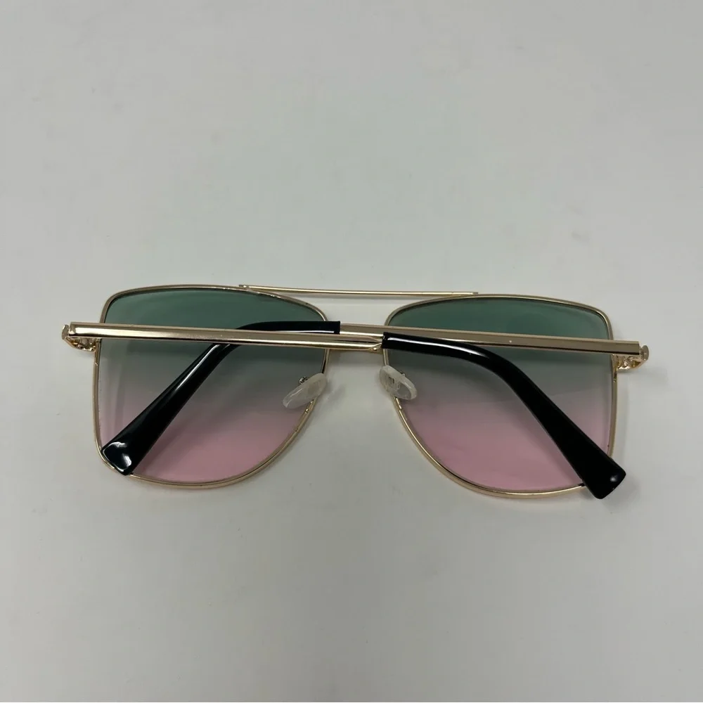 AVIATOR SUNGLASSES